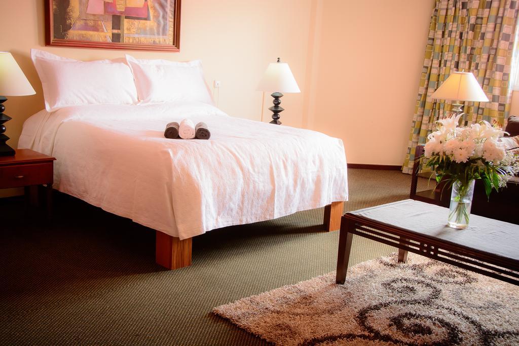 The Golden Truly Hotel & Casino Paramaribo Quarto foto