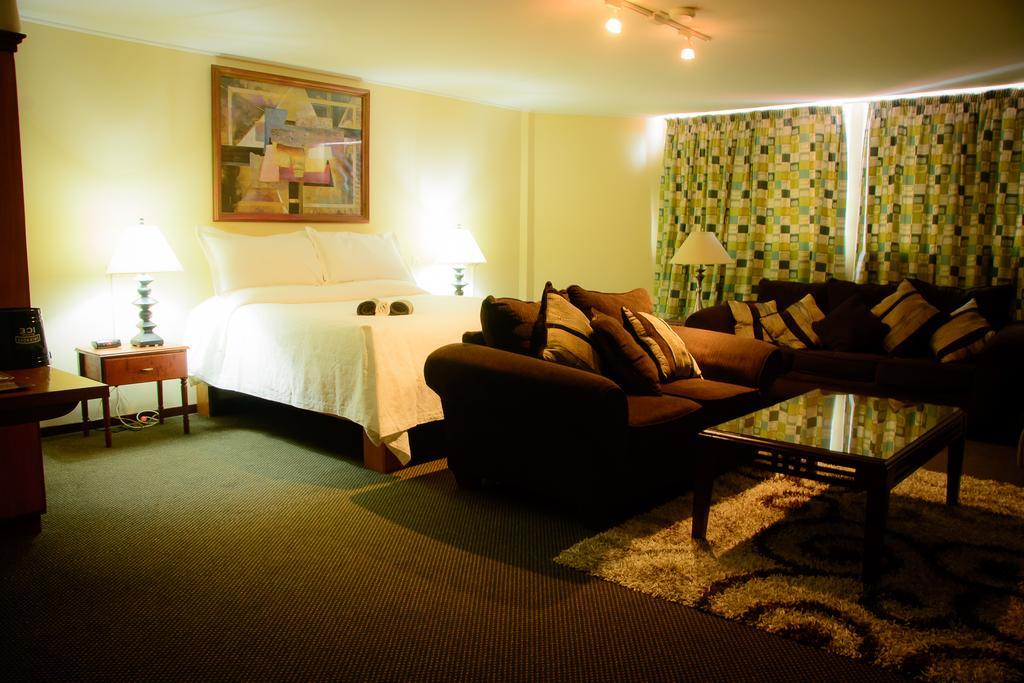 The Golden Truly Hotel & Casino Paramaribo Quarto foto